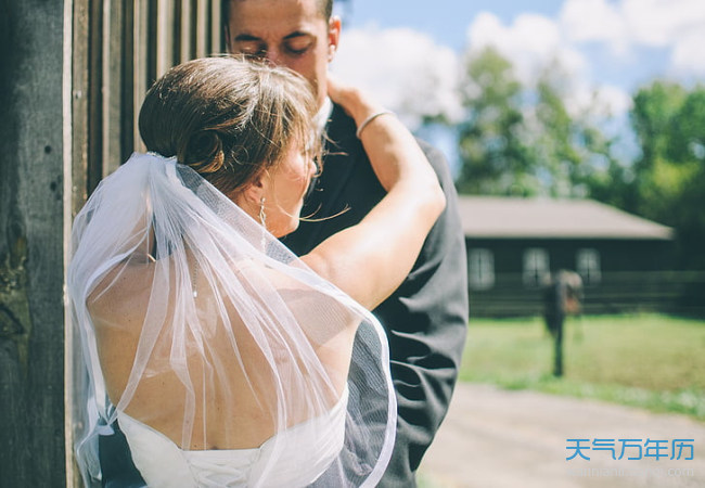 梦到结婚是什么征兆 女性,女性梦见结婚的深层征兆,心理学视角下的预兆与启示 梦到结婚是什么征兆 女性,女性梦见结婚的深层征兆,心理学视角下的预兆与启示
